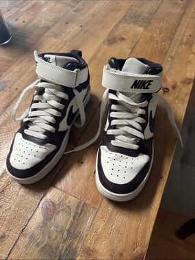 Nike Dunk Kids High-Top Sneakers in White and Dark Brown